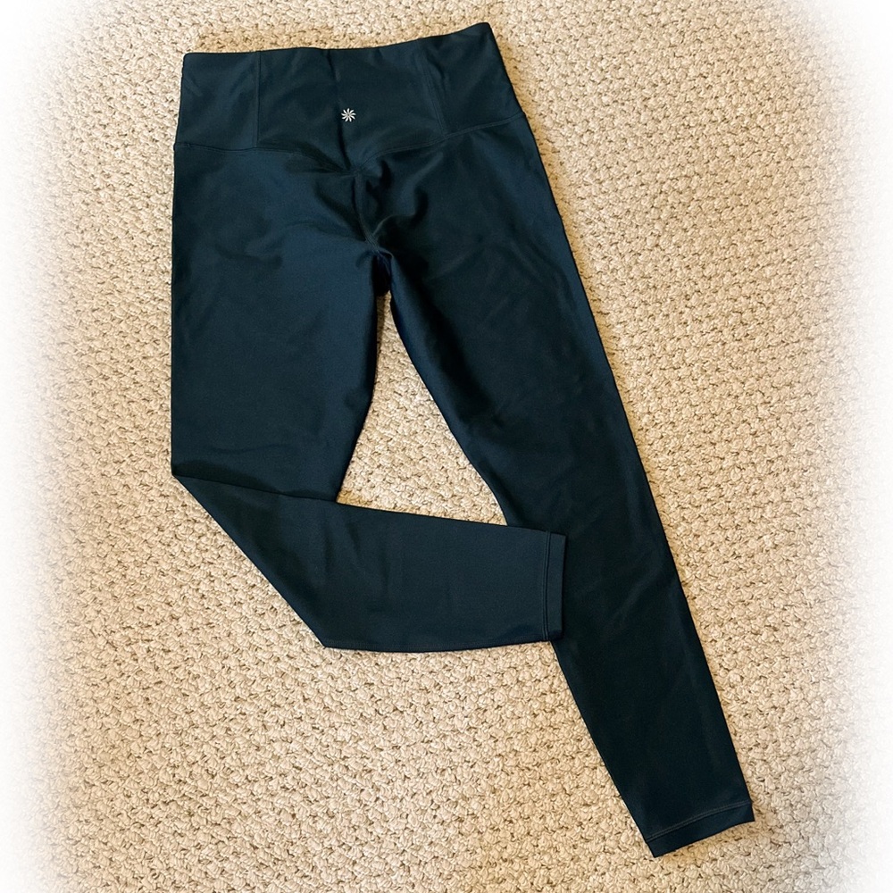 💵 NWOT | ATHLETA Ultra High Rise Sheen Legging in Cypress Green - Picture 4 of 9